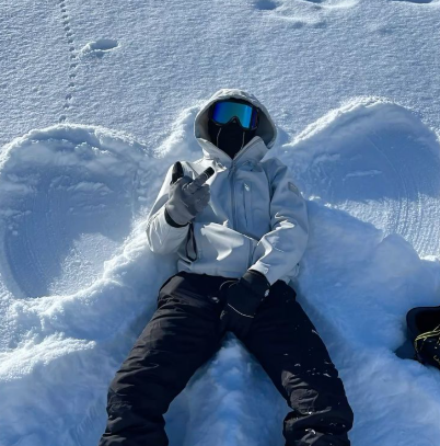 <em>David R.</em>